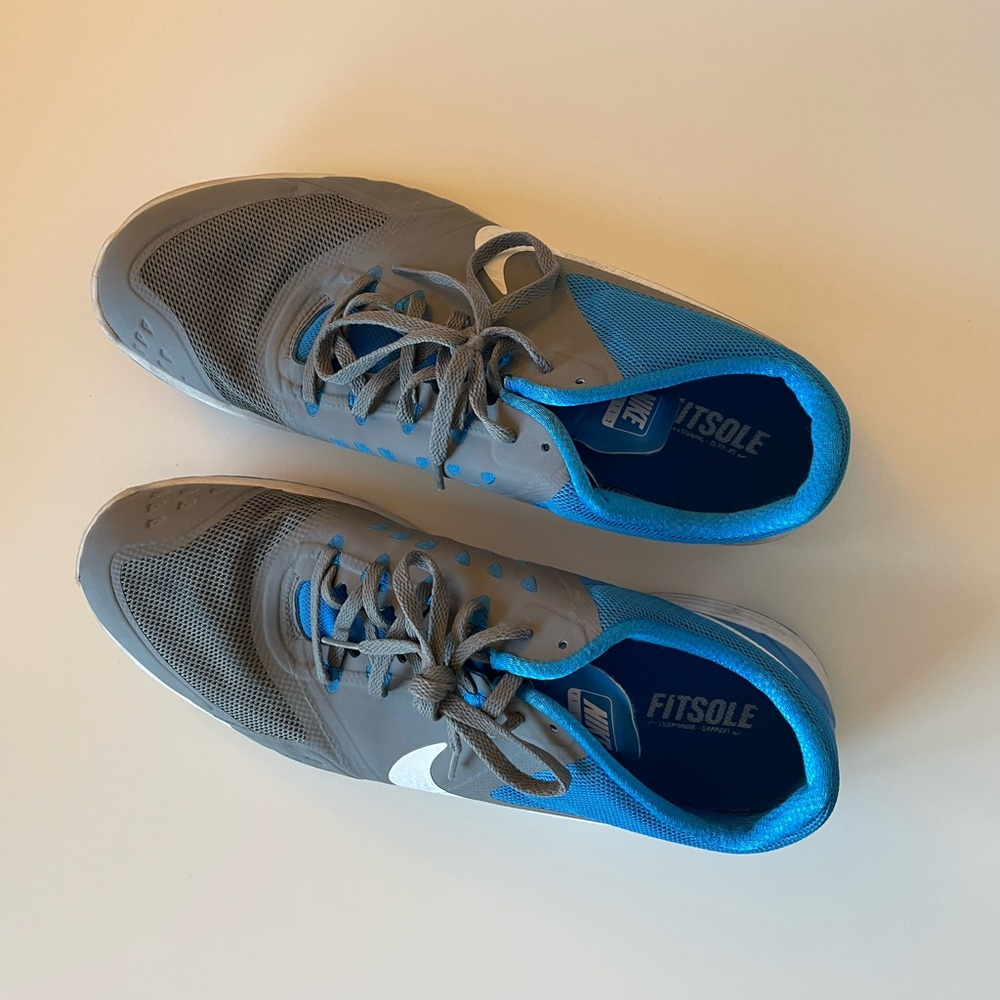 Men’s Nike Tennis Shoes